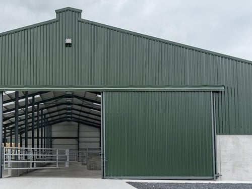 Green corrugated metal sheeting, AgriBild Plus, Euronit